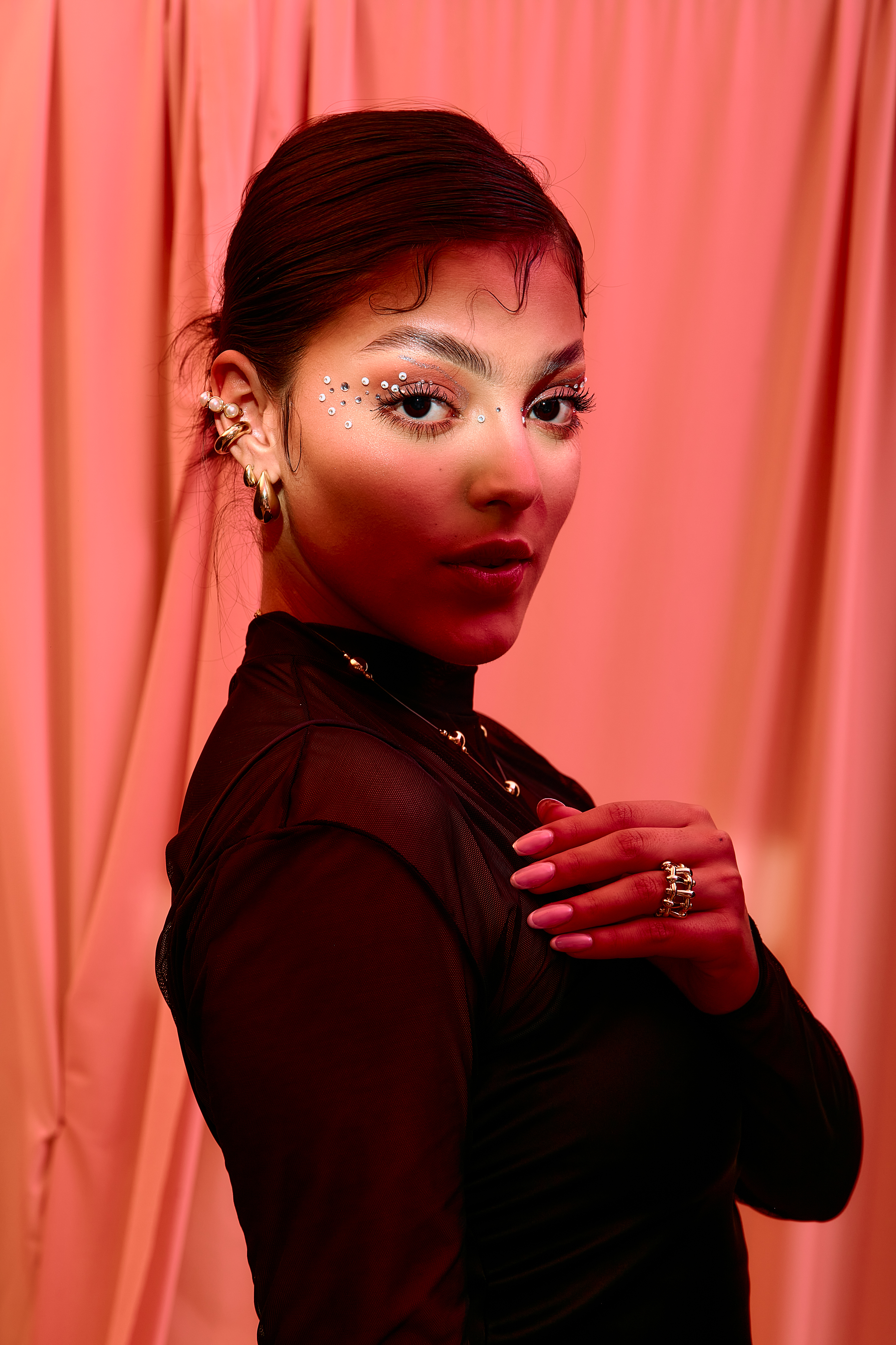 Sara Villa en un restaurante